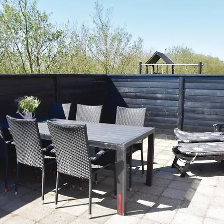 Five-bedroom In * Ulfborg